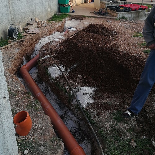 Vik Maslov - postavljanje kanalizacije
